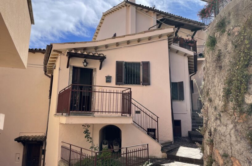 Appartamento a Cerreto di Spoleto