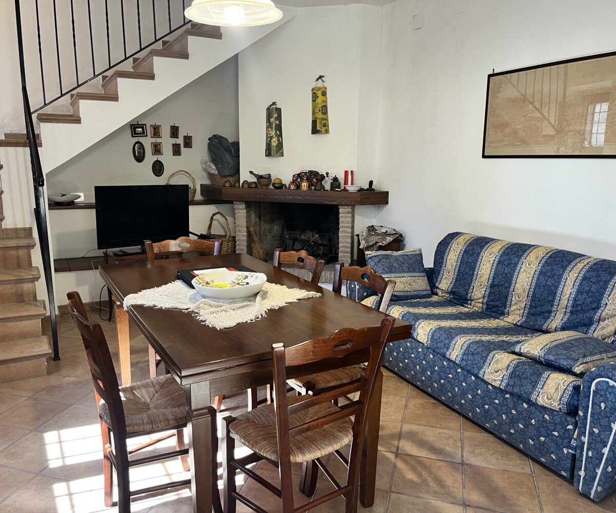 Casa indipendente a Monteleone di Spoleto
